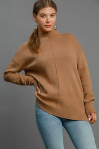 Umgee Solid Color Center Seam Knit Top in Latte