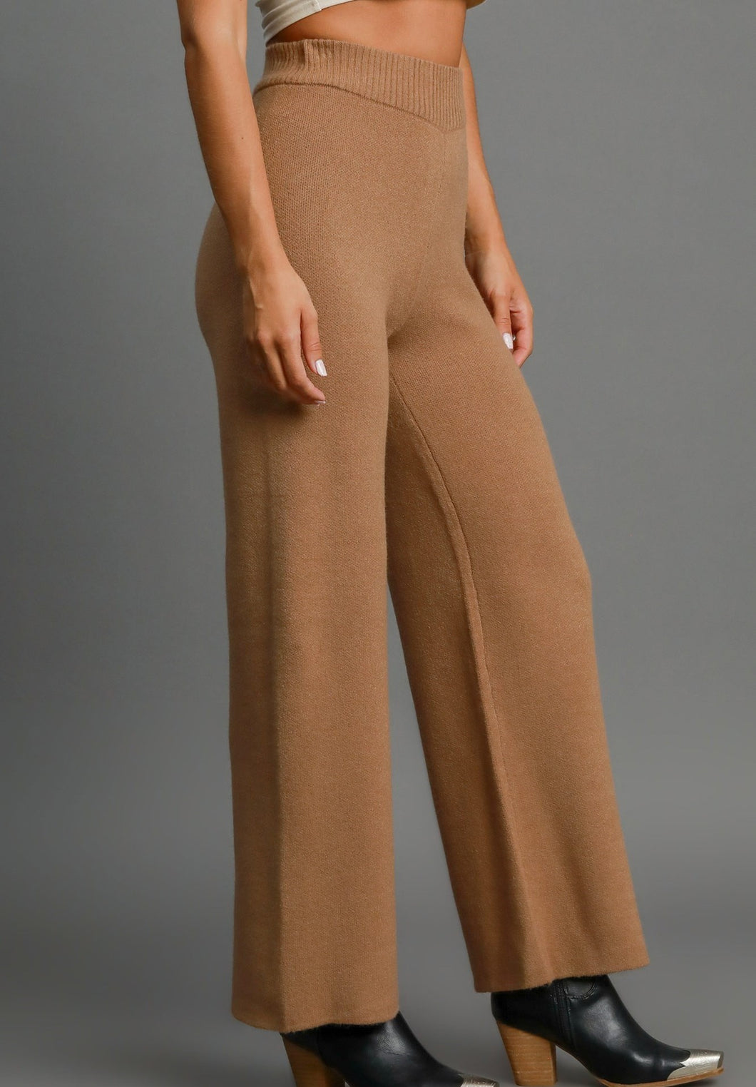 Umgee Solid Color Knit Pants in Latte