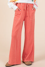 Load image into Gallery viewer, Mittoshop French Terry Mineral Washed Pants in Fusion Coral
