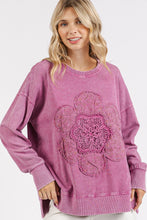 Load image into Gallery viewer, Mittoshop Mineral Washed Top with Front Flower Patch in Orchid
