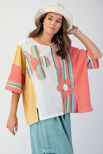 Load image into Gallery viewer, Easel OVERSIZED Color Mix Daisy Patched Top in Yellow White
