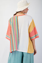 Load image into Gallery viewer, Easel OVERSIZED Color Mix Daisy Patched Top in Yellow White
