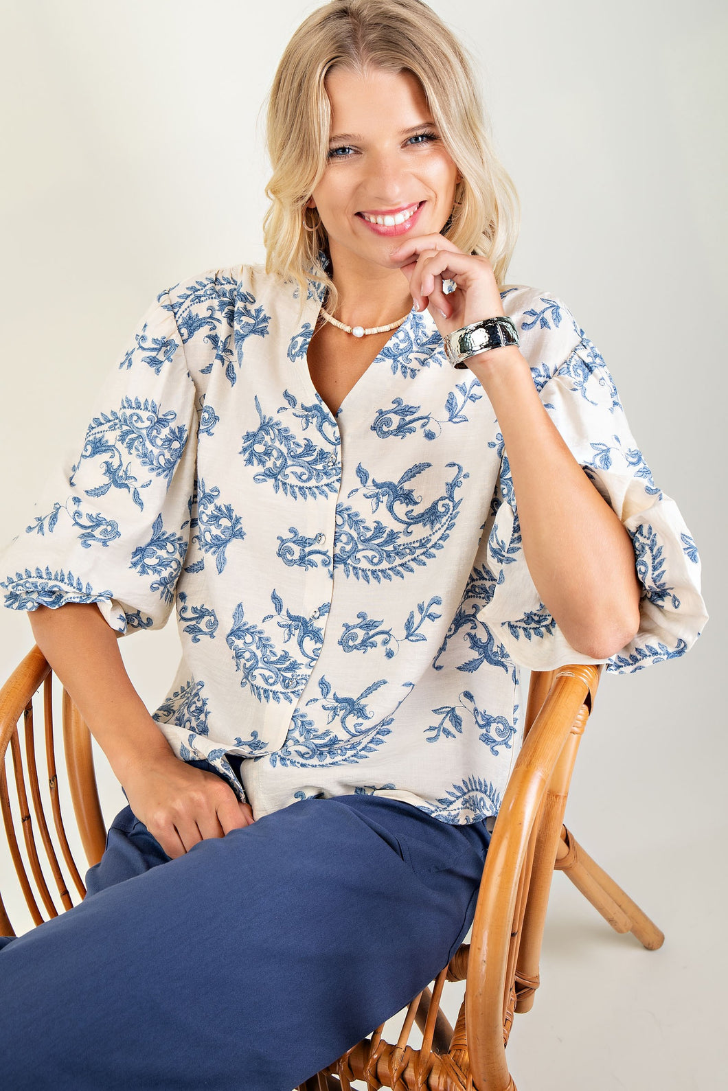 GiGio Printed Button Down Front Top in Blue