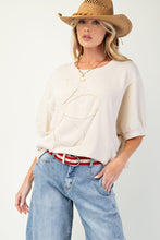 Load image into Gallery viewer, Easel OVERSIZED Solid Color Daisy Patch Top in Natural
