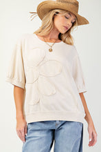 Load image into Gallery viewer, Easel OVERSIZED Solid Color Daisy Patch Top in Natural
