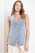 Load image into Gallery viewer, BlueVelvet Flower Patched Vest in Washed Denim
