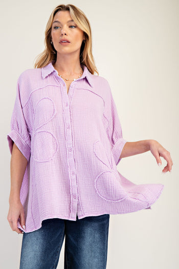 Easel OVERSIZED Cotton Gauze Top with Raised Flower Patches in Lavender