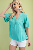 GiGio Solid Color Washed Linen Blend Top in Emerald