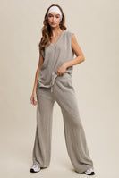 Listicle Soft Knit Lounge Set in Heather Grey