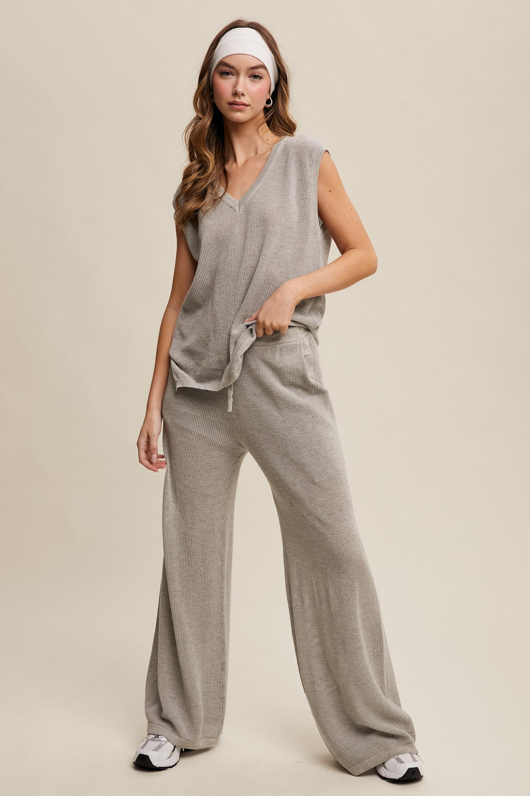 Listicle Soft Knit Lounge Set in Heather Grey