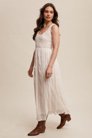 Listicle Baby Doll Textured Maxi Dress in Off White