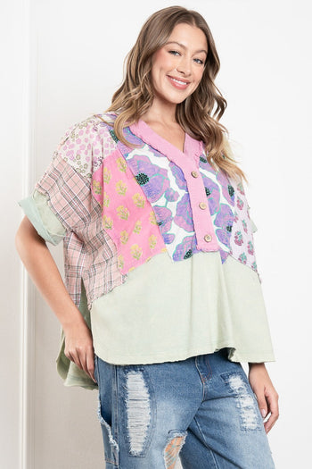BlueVelvet OVERSIZED Contrasting V Neck Top in Mint-Multi