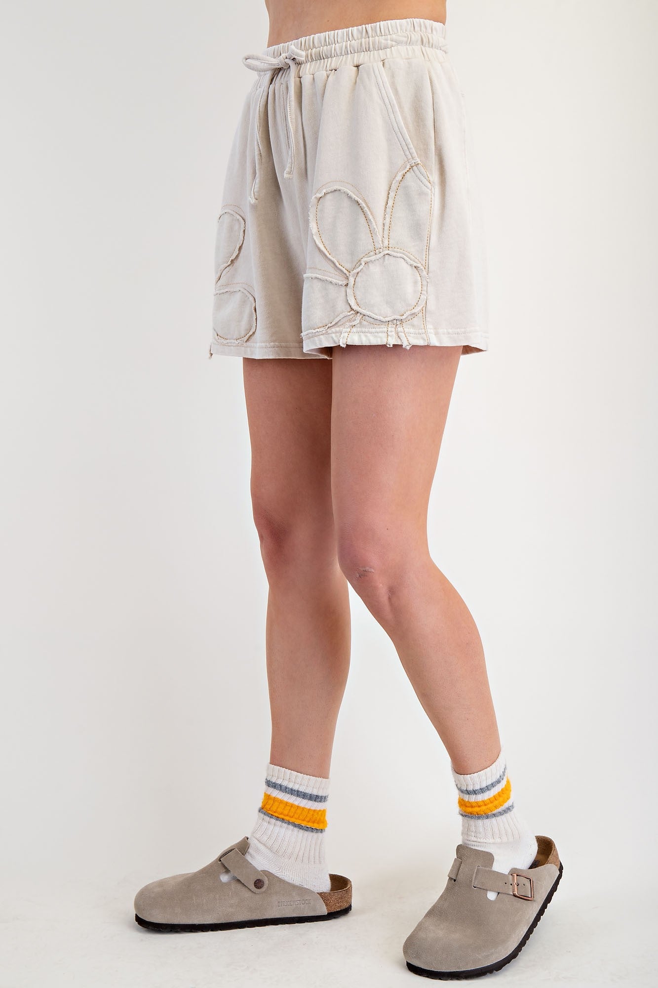 Easel Flower Patch Terry Knit Shorts in Khaki – June Adel