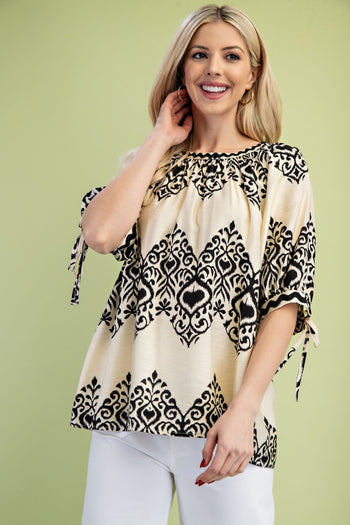 GiGio Loose Fit Printed Top with Ric Rac Trim Details in Black