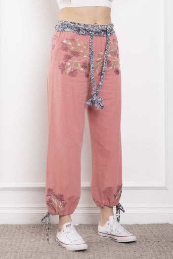 BlueVelvet Twill Pants with Embroidery Details in Coral Pink