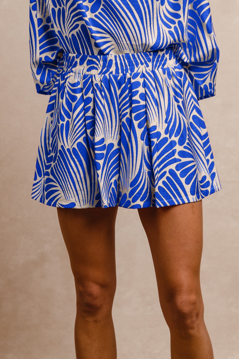 BiBi Two Toned Printed Woven Shorts in Royal