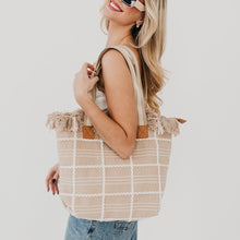 Load image into Gallery viewer, Pretty Simple Fae Fringe Tote Bag in Tan
