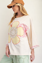 Load image into Gallery viewer, Easel OVERSIZED Mixed Flower Patched Front Top in Natural
