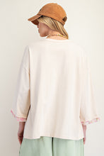 Load image into Gallery viewer, Easel OVERSIZED Mixed Flower Patched Front Top in Natural
