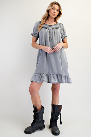 Easel Ruffled Detailed Chambray Dress in Black Denim