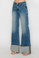 Wisteria Lane Mid Rise Full Length Cuffed Denim Jeans in Medium