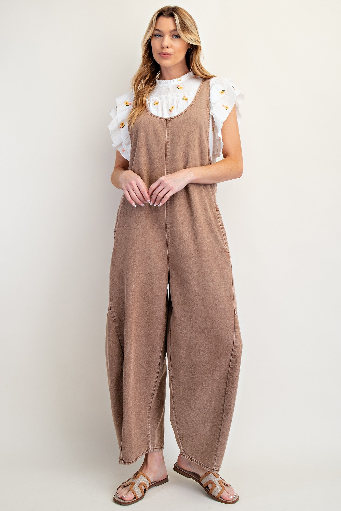 euw balloon camisole overalls（ash brown） Easel Jumpsuit with Barrell Legs in Almond – June Adel