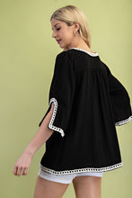 Load image into Gallery viewer, GiGio Solid Color Linen Blend Top with Trim Details in Black
