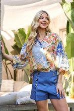 Load image into Gallery viewer, GiGio Floral Print Button Down Top in Blue Mix
