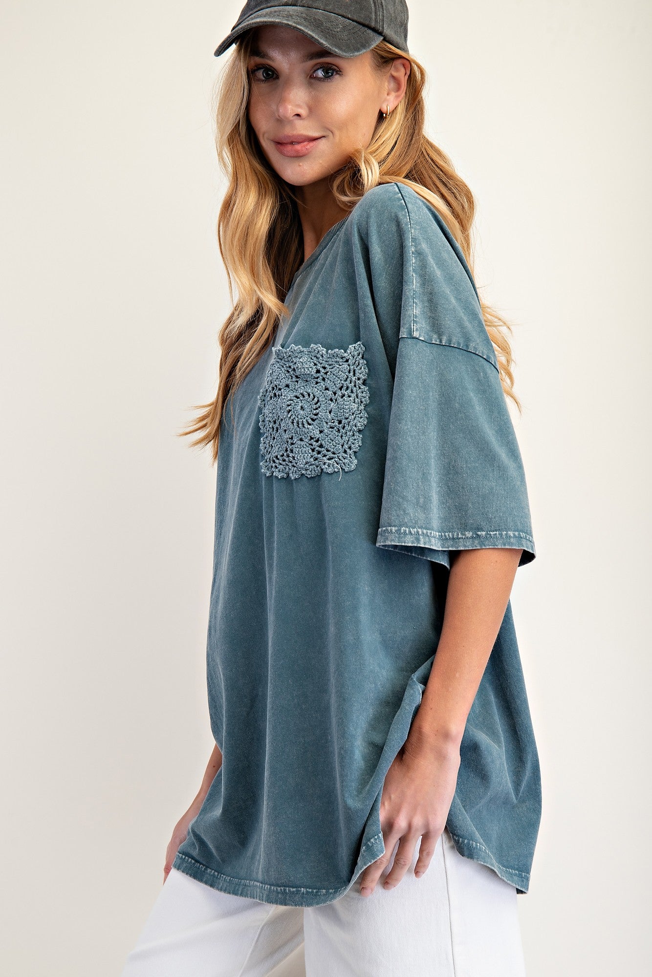 Easel OVERSIZED Mineral Washed Top with Crochet Pocket in Faded