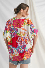 Load image into Gallery viewer, Jodifl Big Floral Print Boxy Top in Red
