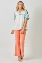 Load image into Gallery viewer, Mystree Tencel Top with Printed Puff Sleeves in Ice Blue
