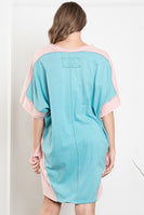 BlueVelvet OVERSIZED Contrasting Color Top with Embroidery Details in Blue-Salmon