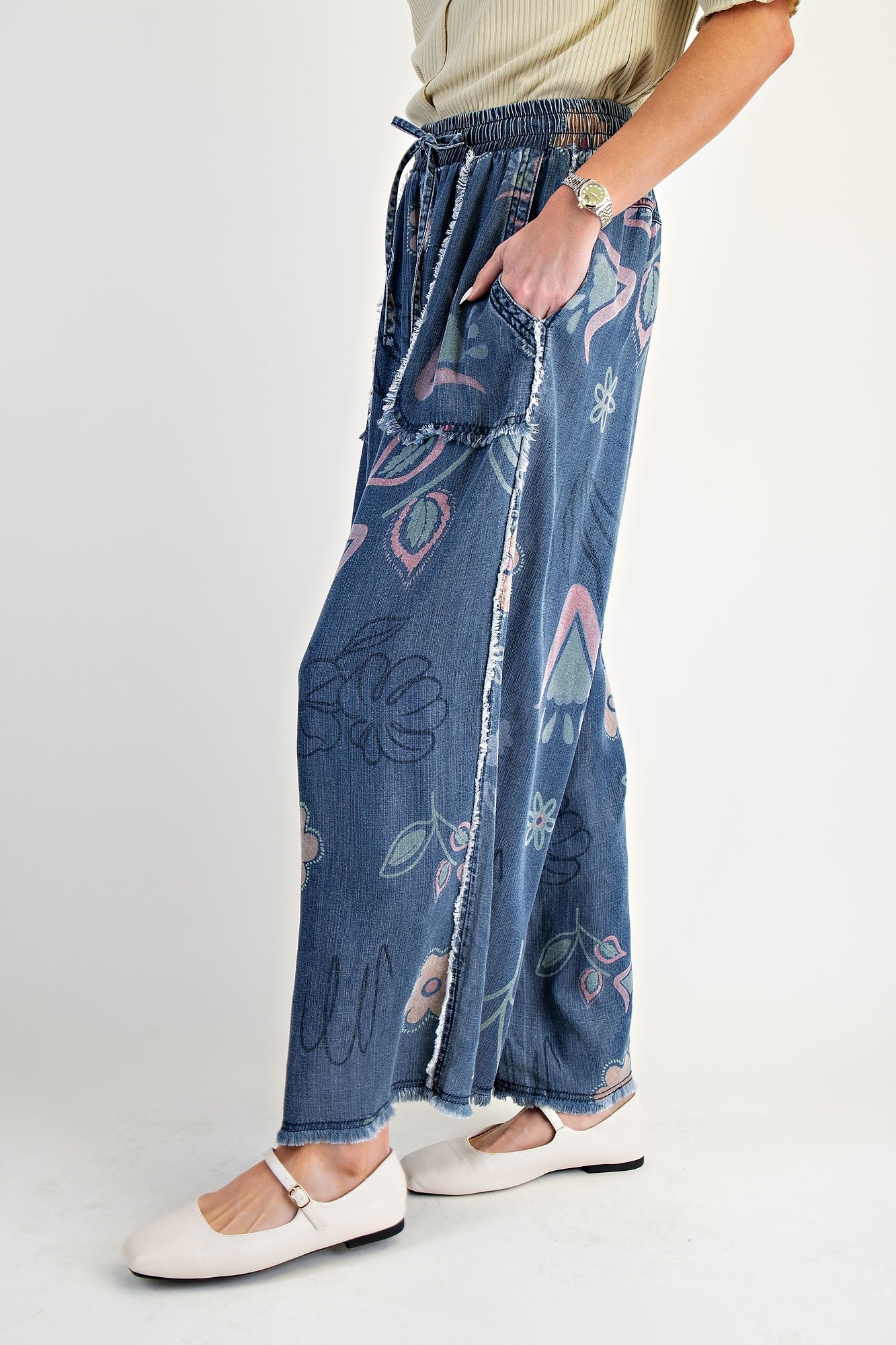 Easel Washed Floral Print Chambray Pants in Washed Denim – June Adel