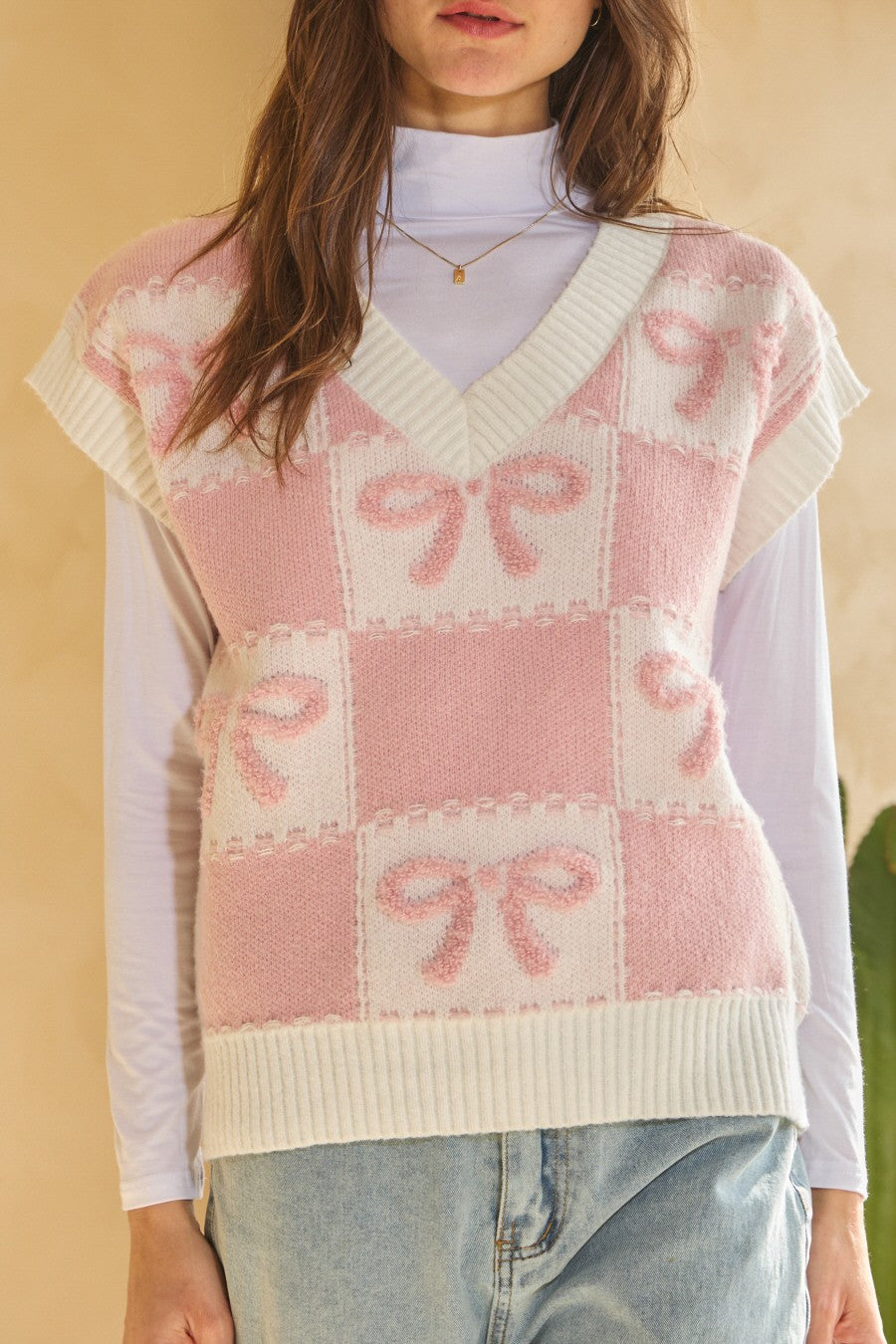 Oddi Checkered and Ribbon Bow Knit Sweater Vest in Pink/White