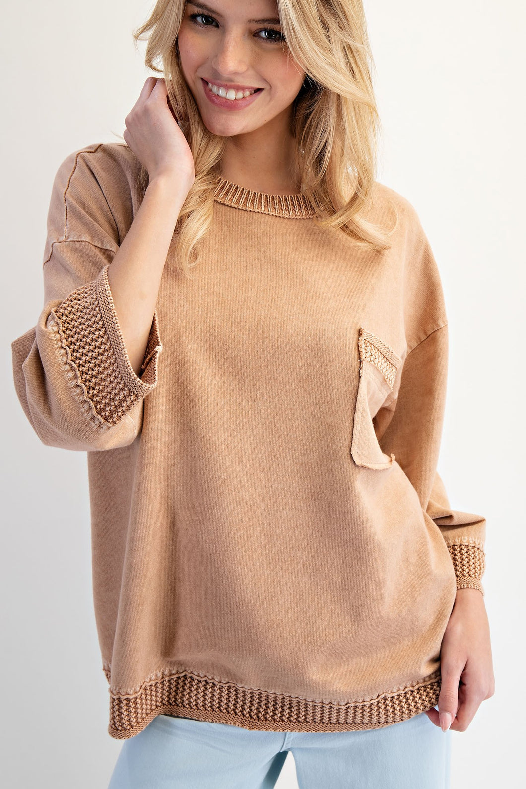 Easel Crochet Detailed Mineral Washed Top in Mocha