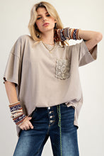 Load image into Gallery viewer, Easel OVERSIZED Mineral Washed Top with Crochet Pocket in Mushroom
