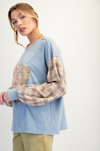 Easel Mineral Washed Flower Patch Front Cotton Top in Peri Blue