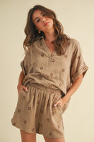 Klesis Solid Color Gauze Set with Floral Embroidery in Mocha