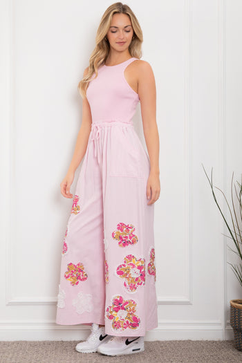 BlueVelvet Mixed Media and Layered Flower Patch Detailed Jumpsuit in Pink
