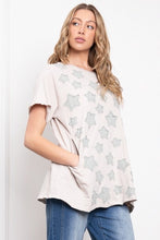 Load image into Gallery viewer, BlueVelvet Mineral Washed Small Star Patched Top in Sand
