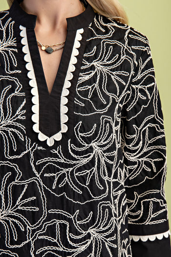 GiGio Solid Color Mini Dress with Contrasting Color Embroidery in Black