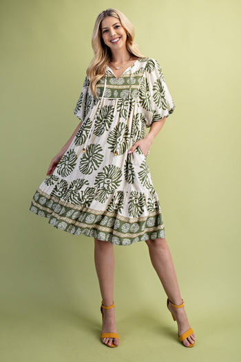 GiGio Contrasting Mixed Print Mini Dress in Sage