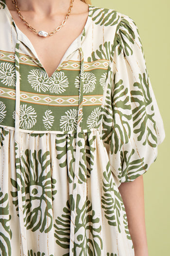 GiGio Contrasting Mixed Print Mini Dress in Sage