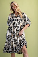 GiGio Contrasting Mixed Print Mini Dress in Black