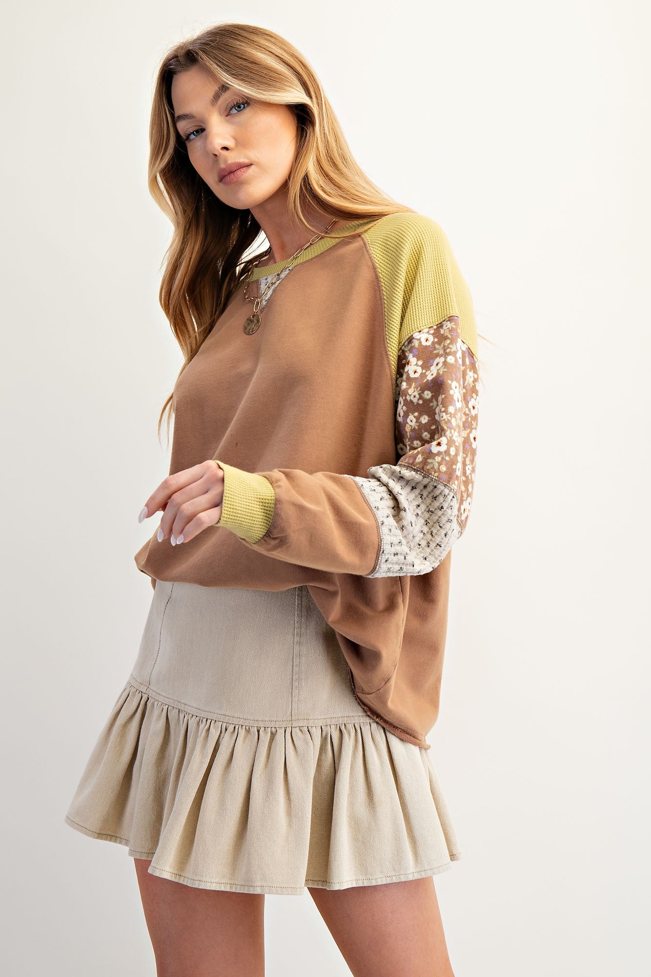Easel Mixed Print Patchwork Sleeve Top in Mocha – June Adel