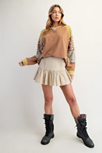 Load image into Gallery viewer, Easel Mixed Print Patchwork Sleeve Top in Mocha
