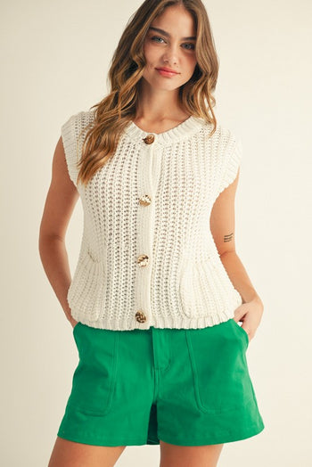 Jodifl Solid Color Knit Sweater Vest in Off White