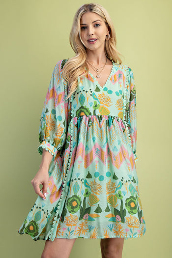 GiGio Mixed Print Dress With Scalloped Trim in Green Mix