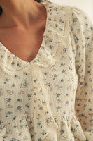 LovLov Luxe Floral Lace Top in Floral Mix Oatmeal