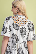 Load image into Gallery viewer, GiGio Mixed Print Tiered Midi Dress in Black Mix
